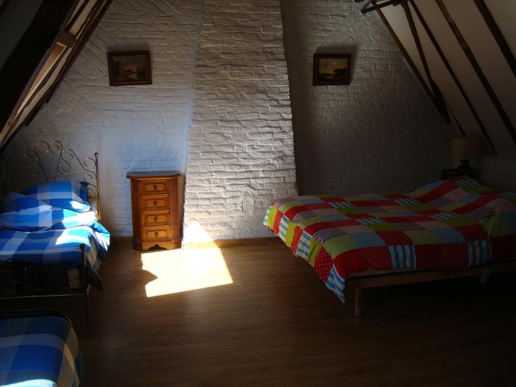 B&B Chateau Bagatelle Frasnes-lez-Anvaing Room photo